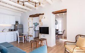 Anne Apartment, At The Venetian Port Of Rethimno!
